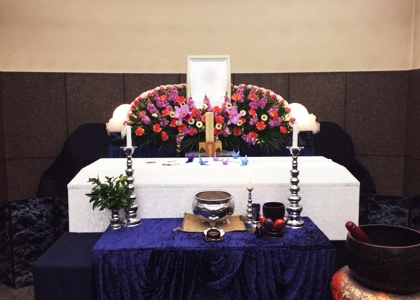 市民葬プラン・ファミリーコースのご案内　　葬儀費用　¥200,000(税込)