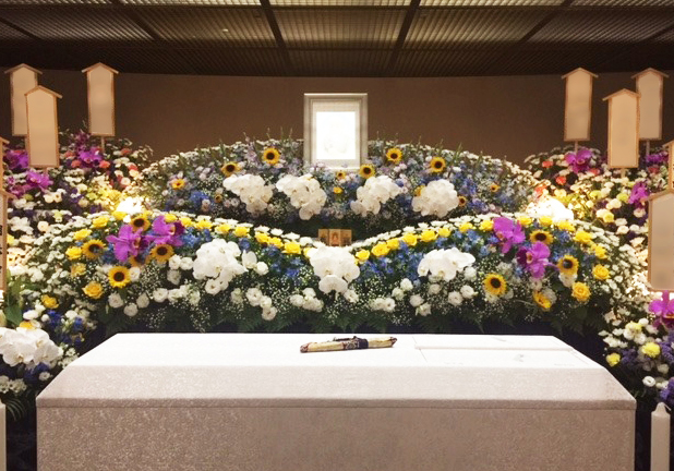 市民葬プラン・ファミリーコースのご案内　葬儀費用　¥350,000(税込)